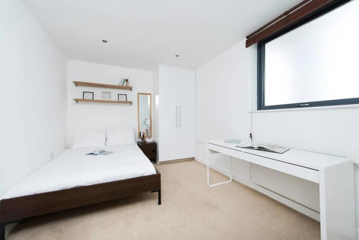 Modern 2 Bed Apartment W Balcony In Londres Exterior foto